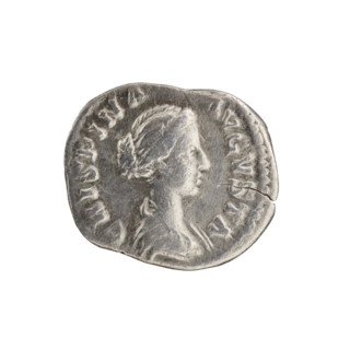 Denarius depicting Crispina (164–192?; Roman empress 178–192) and Commodus (161–192; Roman emperor