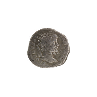 Denarius, Septimius Severus (Roman Emperor; 146–211) — iconography: emperor standing in front of a
