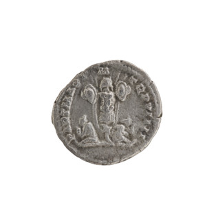 Denarius of Septimius Severus (Roman emperor, 146–211). Obverse: laureate head of Septimius Severus