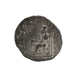 denarius (subaerate), Elagabalus (204–222; Roman emperor 218–222). Obv.: IVLIAMAESAAVG — draped