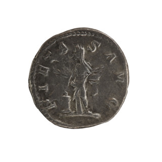 Denarius of Elagabalus (reign 218–222). Obverse: IVLIAMAESAAVG — draped bust of Julia Maesa facing