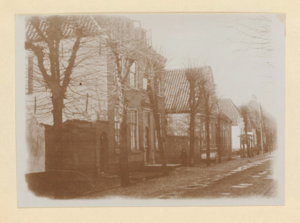 Grootestraat in Batenburg, photograph, page, photographer: Benjamin Charlé (possibly), Batenburg,