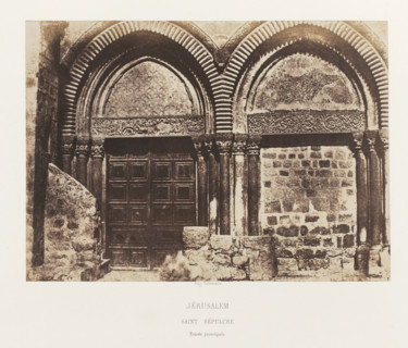 Main portal of the Church of the Holy Sepulcher, Jerusalem, Jérusalem. Saint Sepulcre. Entrée
