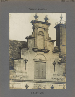 Town Hall. Gable South side, Stepped gable of the town hall in Delft, photograph, number: '52',