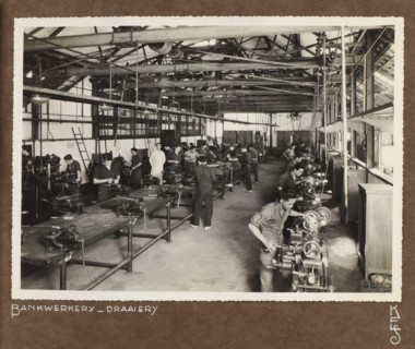 Bench workshop in the Queen Emma School, photograph, View of the bench workshop or turning shop in