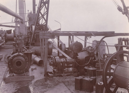 Image of SS Altenburg at Singapore, Belawan Ocean Harbor, photograph, Machinery on deck of the SS