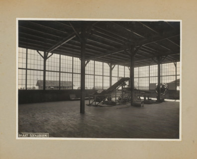 Factory hall with machine, album page, photograph, Album page with a photo of a factory building