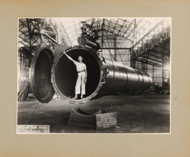 Sterilizing kettle for palm oil, album page, photograph, Album page with a photo of a sterilizing