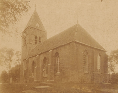 Southeast side of the Reformed Church in Westerwijtwerd, photograph, annotation: 'Westerwijtwerd,