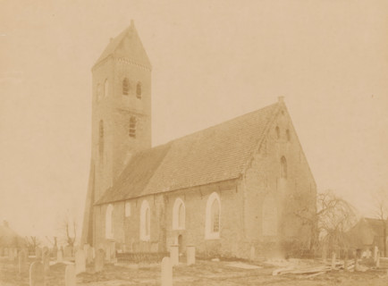 View of the Reformed Church in Midwolde, photograph, annotation: 'Midwolde', annotation: 'Kerk v, d