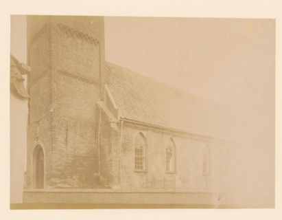East side of the large church in Vollenhove, photograph, annotation: 'East side of the large church