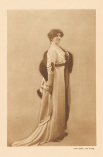 Portrait of Anna de Savornin Lohman, photomechanical print, name: 'Foto Ebner, The Hague.',