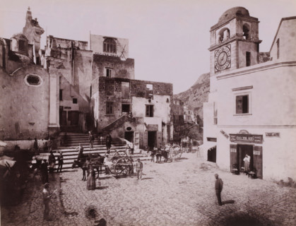 People on a square in Capri, Italy, Capri, photograph, inscription: 'Capri?', number: '6119.',