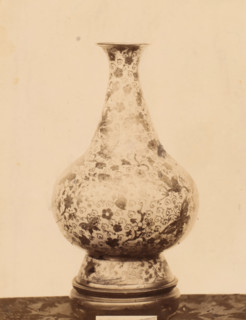 Vase decorated with floral motif and butterflies, photograph, number: '4.', c. 1875 - c. 1900,
