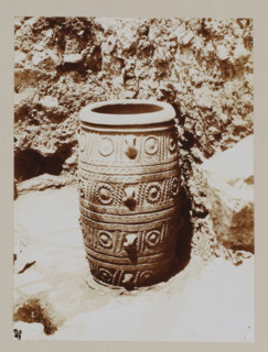 Large vase (?) at the palace of Knossos, photograph, annotation: '54. Crete. Palace at Cnossos.',