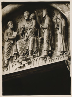 Marienpforte, r. Halfway from the Seite, Detail of the tympanum of the Gnadenpforte in the