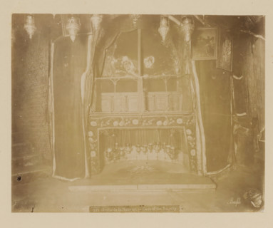 Interior of the Church of the Nativity in Bethlehem, Grotte de la Nativité, Cave of the Nativity,