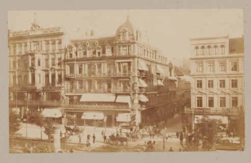 Café Bauer, Unter den Linden, Berlin, photograph, Berlin., inscription: 'Berlin', number: '24989',