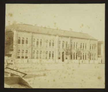 View of the former secondary school in Leeuwarden, photograph, inscription: 'HJ Craije Azn.