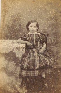 Portrait of an unknown girl from the Marmelstein family, photograph, carte-de-visite, address: