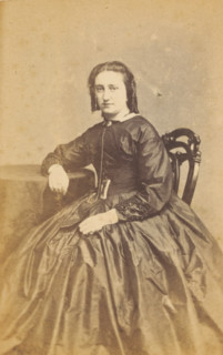 Portrait of an unknown woman from the Marmelstein family, photograph, carte-de-visite,