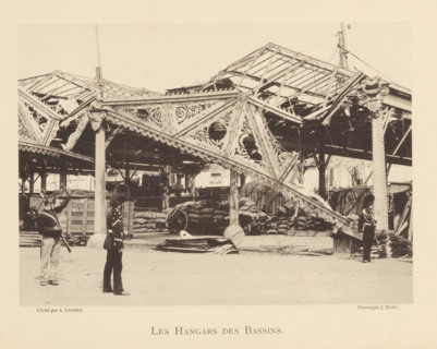 Les hangars des bassins, Sheds whose roof collapsed due to an explosion of a munitions factory in