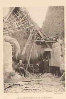 Le seul survivant de la famille, Man in a destroyed house after an explosion of a munitions factory