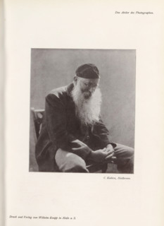 Portrait of an unknown man, page, photomechanical print, inscription: 'Das Atelier des Photographen