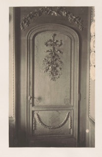 Wooden decorated door in the house of Antonin Terme, photograph, page, Liège, c. 1880 - in or