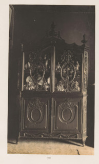 Cupboard in the house of Antonin Terme with statues and plates, photograph, page, Liège, c. 1880 -