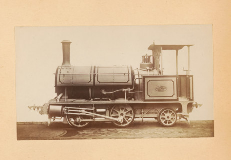 Steam locomotive made by Sharp, Stewart and Company, photograph, page, number: '751', inscription: