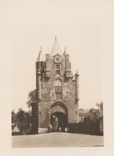 Amsterdam Gate in Haarlem, page, photomechanical print, title: 'The Amsterdam Gate, Haarlem.',