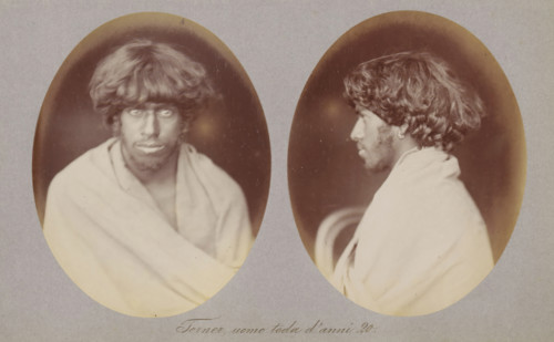 Torner, uomo toda d'anni 20, Two portraits of Torner of the Toda tribe, photograph, page,