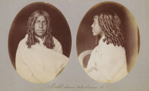 Kebili, donna toda d'anni 15, Two portraits of Kebili of the Toda tribe, photograph, page,