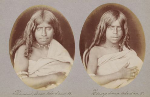 Two portraits of Ponmomi and Zinurp of the Toda tribe, Zinurp, donna toda d'an 10, Ponmomi, donna