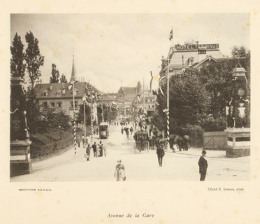 View of the Avenue de la Gare in Fribourg, Avenue de la Gare, page, photomechanical print,