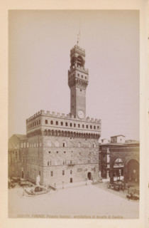 Exterior of the Palazzo Vecchio in Florence, Florence. Palazzo Vecchio, architettura di Arnolfo di