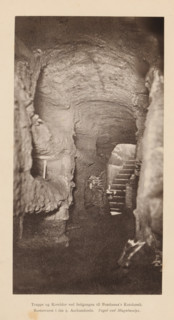 Hallway in the Catacombs of Pontian in Rome, photograph, page, inscription: 'Trappe og Korridor,