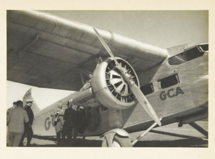 Our plane for the flight over the Grand Canyon, Aircraft before departure for a flight over the
