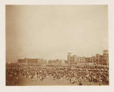 Beach at Scheveningen, photograph, Beach at Scheveningen. Part of the loose-leaf photo album with