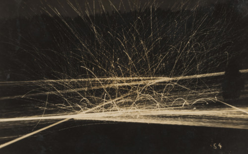 Barrage with machine gun(s) at evening or night, photograph, number: '54', name: 'PHOTO WIDMER,
