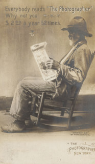 Advertisement for a newspaper called 'The Photographer', picture postcard, inscription: 'Everybody