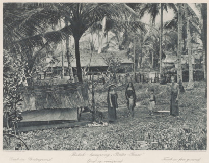 Inhabitants of Batak village 'Pintoe-Bessi' on Sumatra, with a grave in the foreground, Batak -