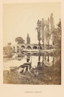 View of the Chertsey Bridge over the Thames, Chertsey Bridge, photograph, page, photographer: