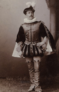 Portrait of Cornelis Hoogendijk in costume, album page, photograph, carte-de-visite, This photo is