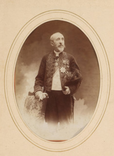 Portrait of Jules Claretie, album page, photograph, cabinet photograph, This photo is part of an