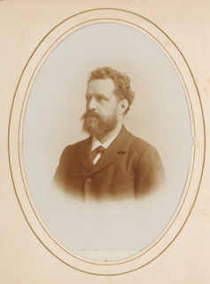 Portrait of a man with mustache and beard, album page, photograph, cabinet photograph, This photo