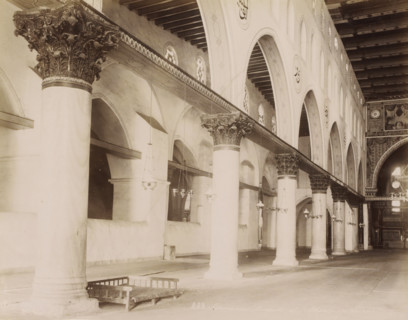 Jerusalem. Mosquée el-Aksa, - intérieur, Interior of the Al-Aqsa Mosque on the Temple Mount in