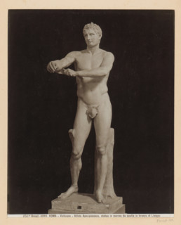 Sculpture of Apoxyomenos in the Museo Pio-Clementino in Vatican City, Rome - Vaticano - Atleta