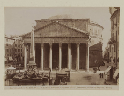 View of the Pantheon and the Macuteo obelisk in Rome, Italy, Il Pantheon. Il Portico e dell' anno